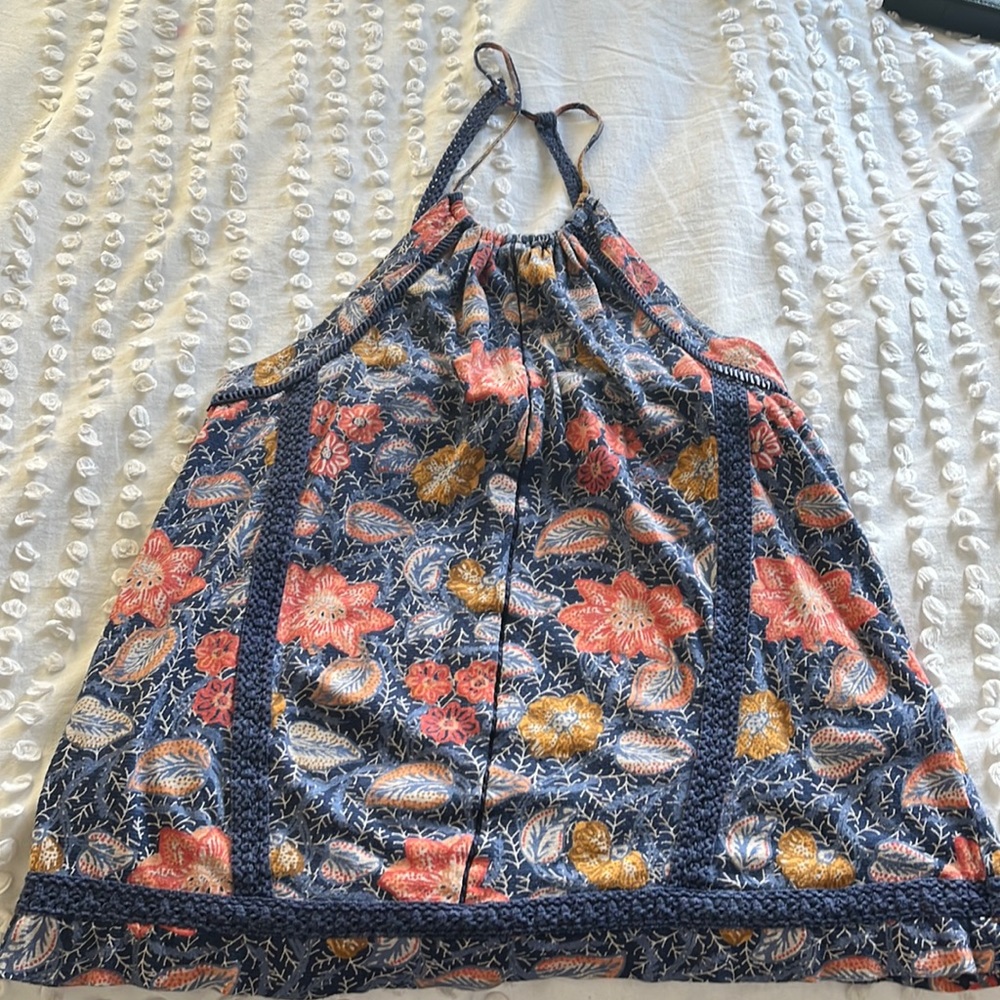 Lucky Barn, S, loose, slightly open back